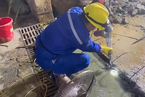 地下室伸（shēn）縮縫堵漏施工視頻