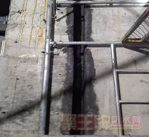 變形縫（féng）補漏