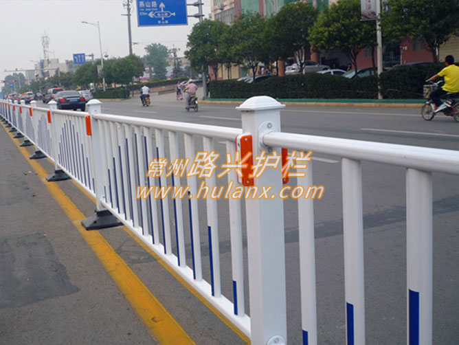 經（jīng）濟型（xíng）護（hù）欄